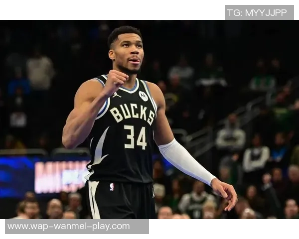 字母哥32分助力雄鹿大胜独行侠小波特贡献三双表现出色