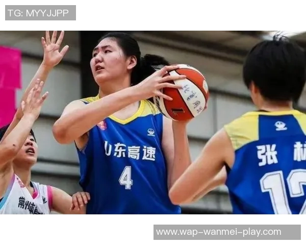 狂胜52分夺冠张子宇12分钟砍下26分8篮板女篮新星或将与韩旭联手